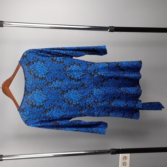 Isabel & Alice Y2K Faux Wrap Around Paisley Print Blue & Black Top - Picture 6 of 8